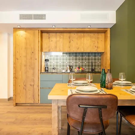 Le Mallet, Courmayeur, Alpine Homesuite Aparthotel 3*