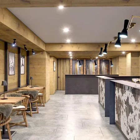 Le Mallet, Courmayeur, Alpine Homesuite Aparthotel 3*