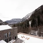 Aparthotel Le Mallet, Courmayeur, Alpine Homesuite