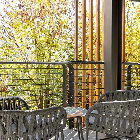 Le Mallet, Courmayeur, Alpine Homesuite 3*