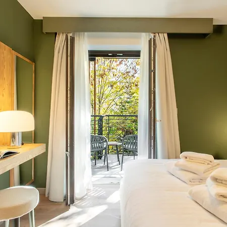 Le Mallet, Courmayeur, Alpine Homesuite Hotel apartamentowy 3*