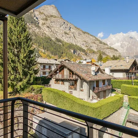 Le Mallet, Courmayeur, Alpine Homesuite Ξενοδοχείο με διαμερίσματα Κουρμαγιέρ