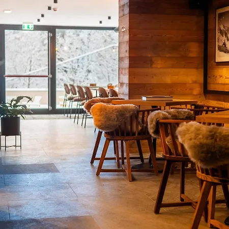 Aparthotel Le Mallet, Courmayeur, Alpine Homesuite