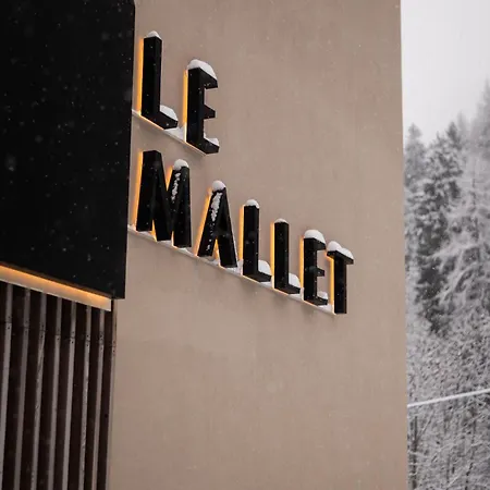 Le Mallet, Courmayeur, Alpine Homesuite Aparthotel 3*
