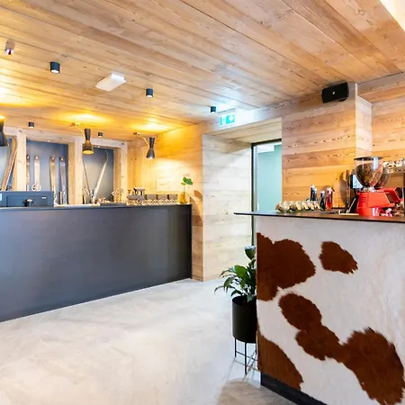 Le Mallet, Courmayeur, Alpine Homesuite Apartmanhotel 3*