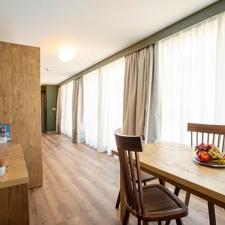 Apartmanhotel Le Mallet, Courmayeur, Alpine Homesuite Courmayeur