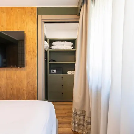 Aparthotel Le Mallet, Courmayeur, Alpine Homesuite Courmayeur
