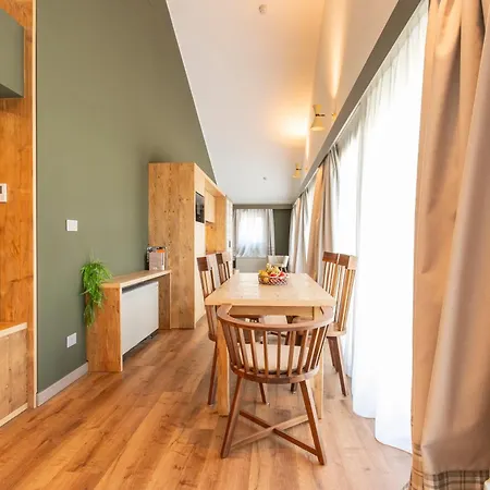 Apartmanhotel Le Mallet, Courmayeur, Alpine Homesuite 3*