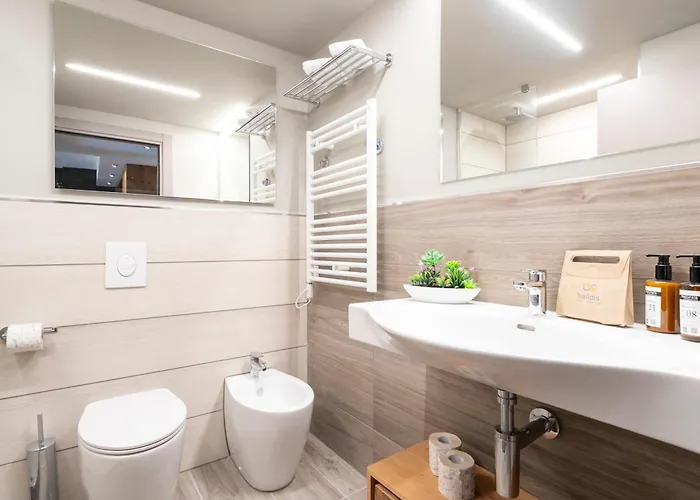 Le Mallet, Courmayeur, Alpine Homesuite Apartmanhotel 3*