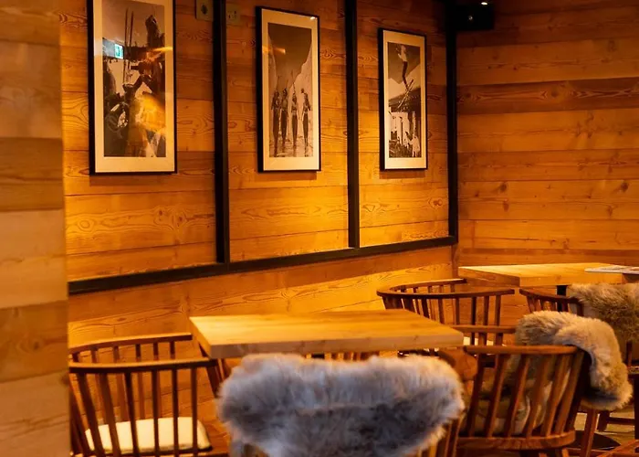 Le Mallet, Courmayeur, Alpine Homesuite 3*